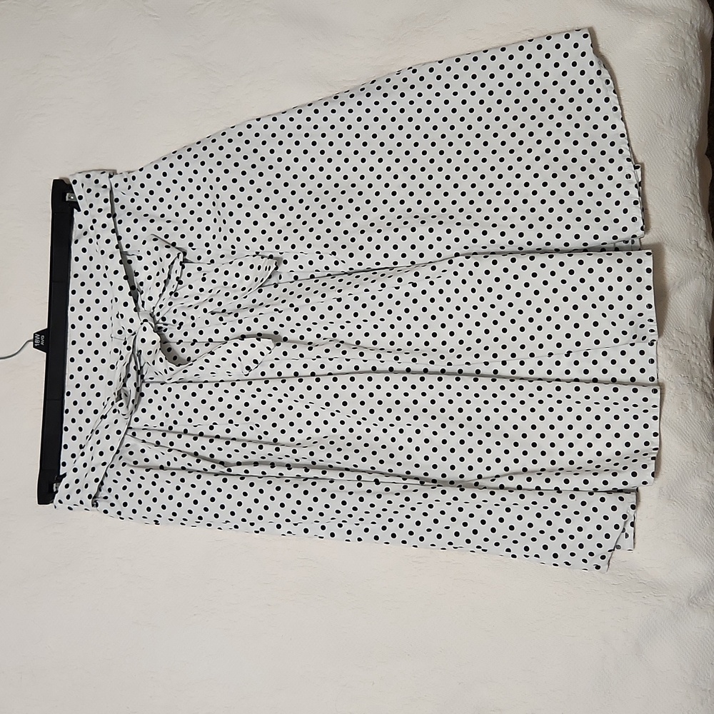 Polka dot skirt (L)